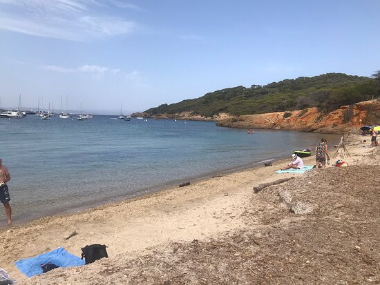 Plage noire du Langoustier-耶尔必去景点