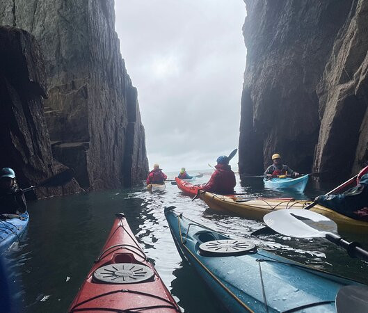 Sea Kayaking Wales景点图片