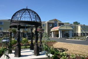 Holiday Inn Express & Suites Swansea主图