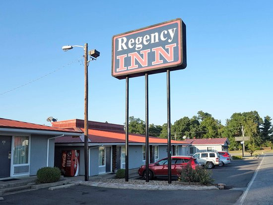 Regency Inn主图