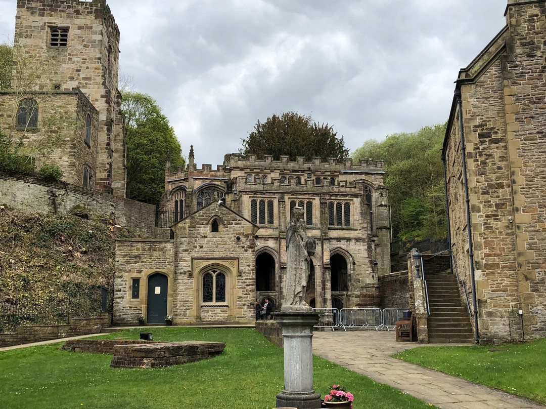 St. Winefride's Well & Shrine景点图片