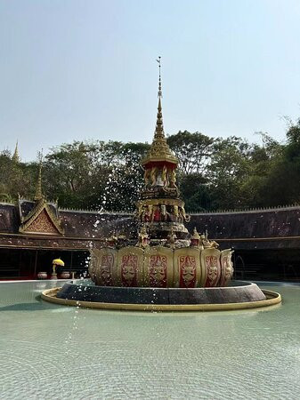 勐泐大佛寺-景洪市必去景点