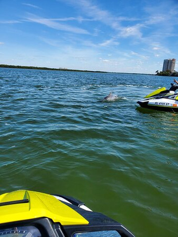 Adventure Water Sports, Inc.-迈尔斯堡海滩必去景点