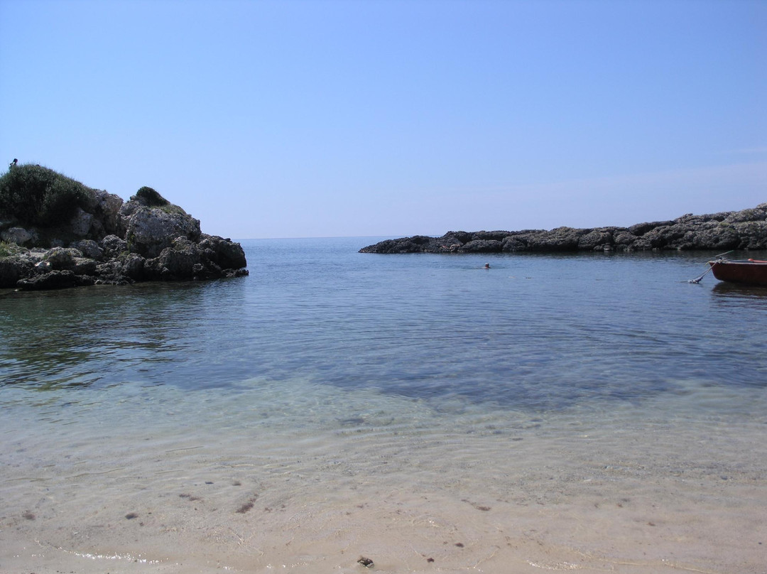 Baia del Pescatore景点图片