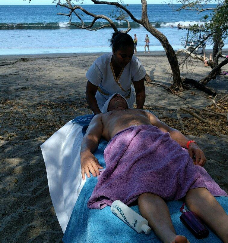 Beach's Massage景点图片