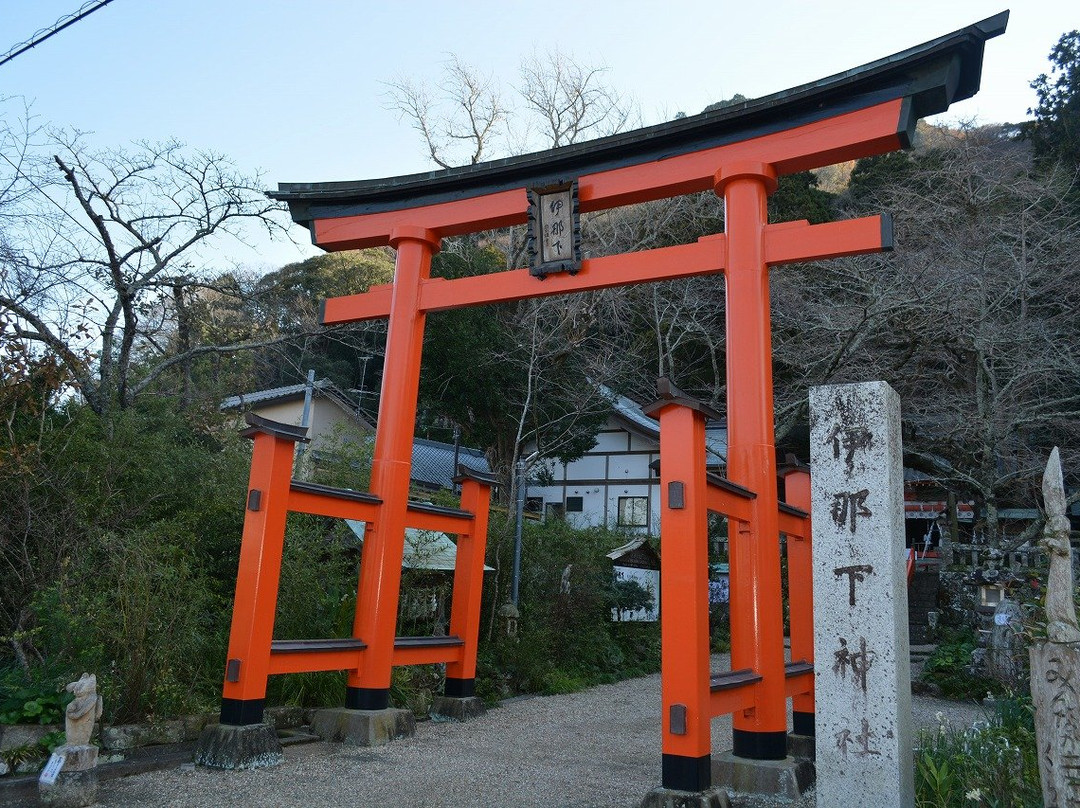 Inashimo Shrine景点图片