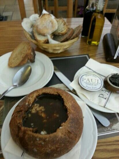 Paul Bakery & Restaurant