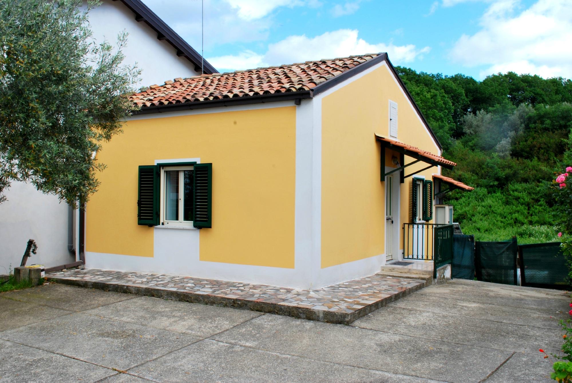 Mandarino's House-官方