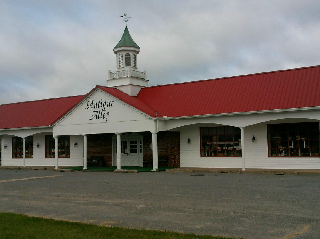 Greenwood旅游景点-Antique Alley of Bridgeville