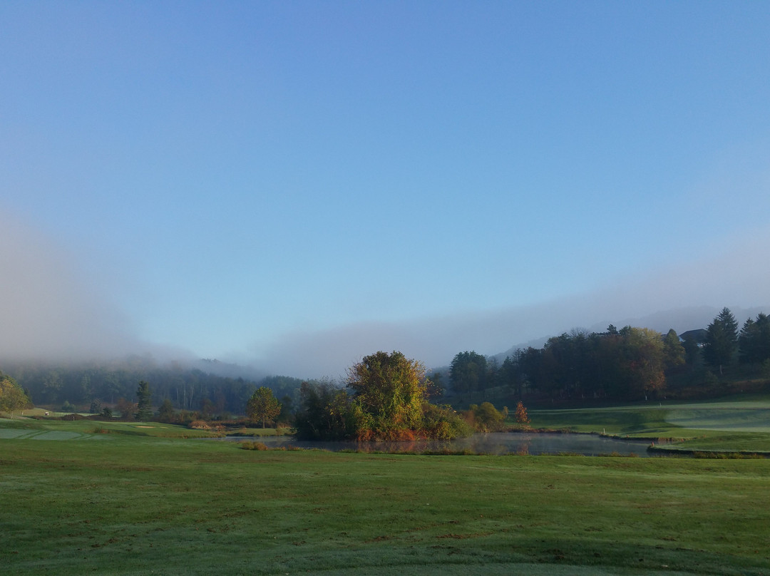 Oak Shadows Golf Club景点图片