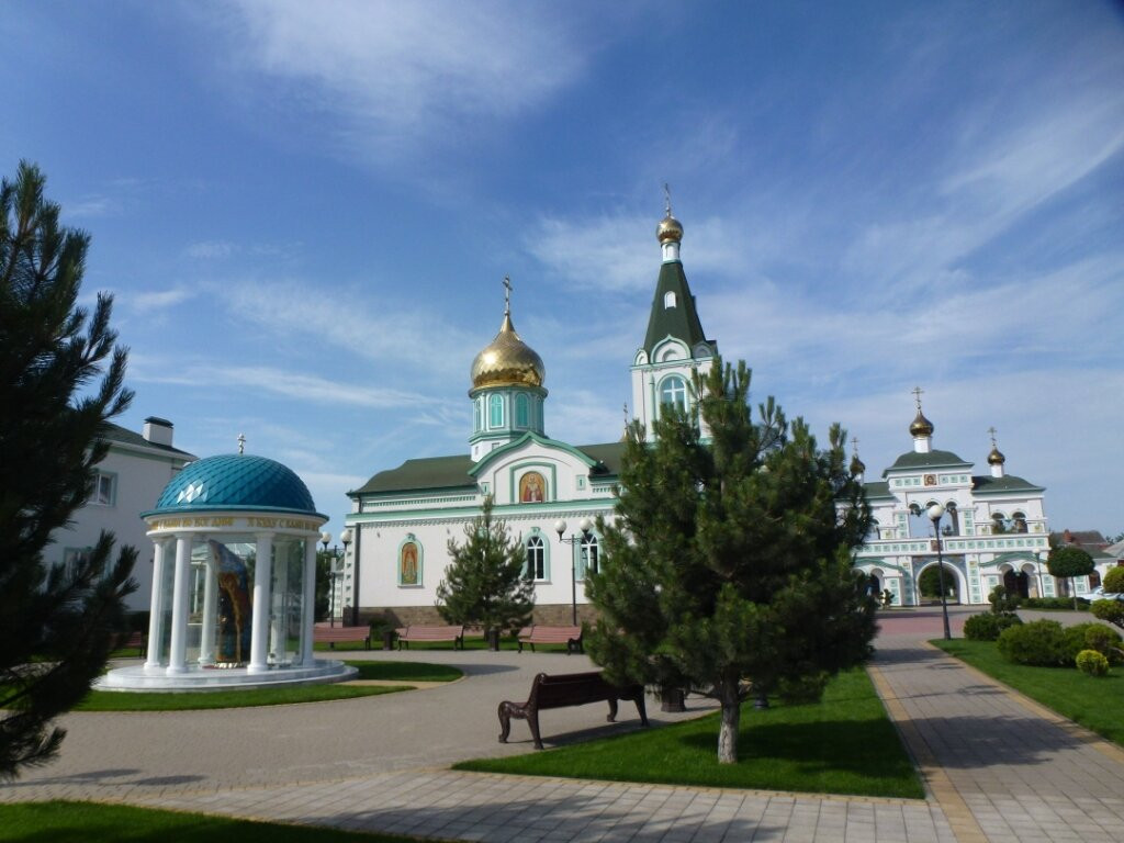 Church of the Life-Giving Trinity景点图片