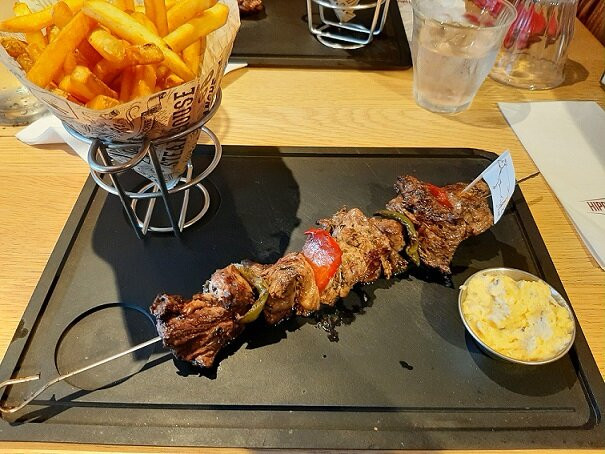 Hippopotamus Steakhouse