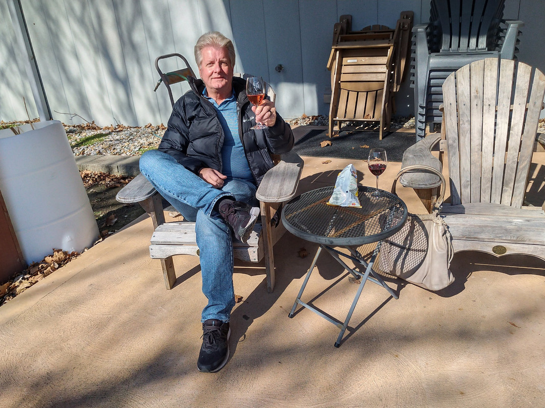 Cooper's Hawk Vineyards-Harrow必去景点