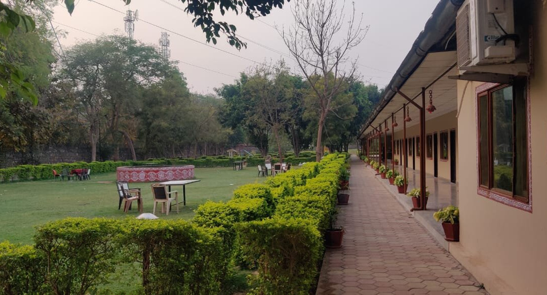 Narmada Hills Resort主图