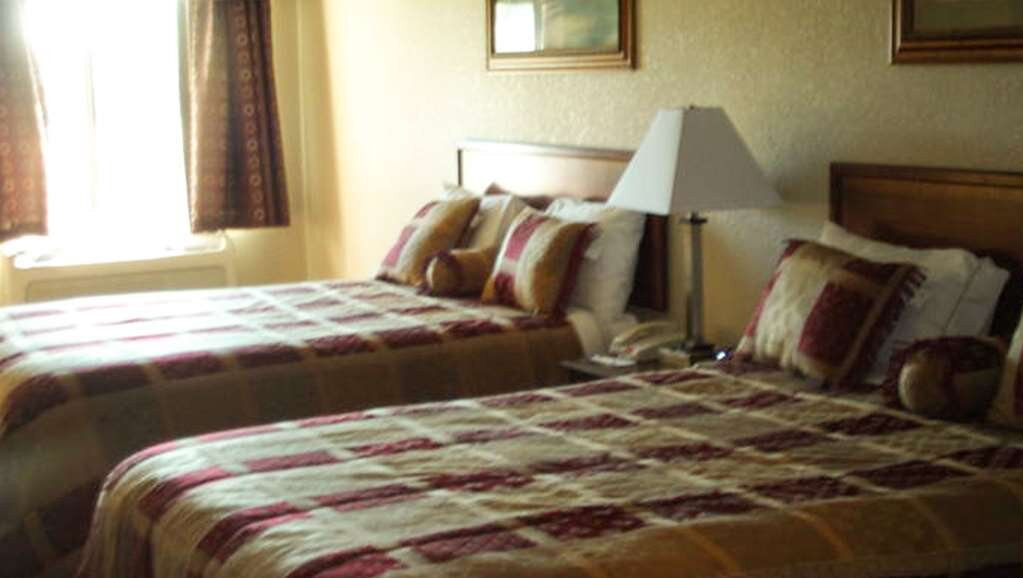 Western Motel Inn and Suites Hazlehurst主图