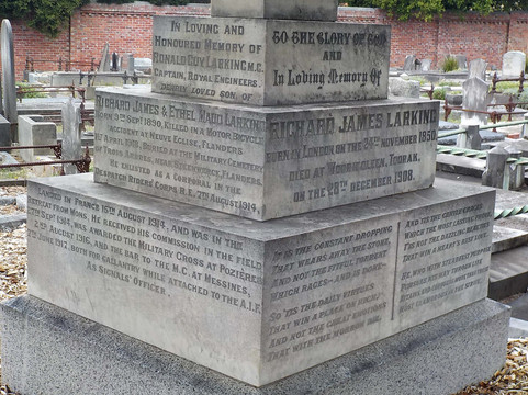 Kew Cemetery-基尤必去景点