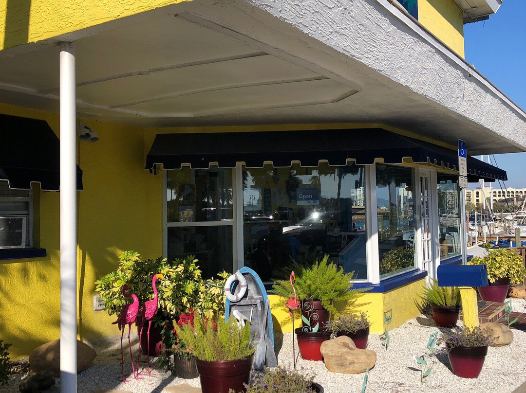 Barefoot Bay Resort and Marina主图