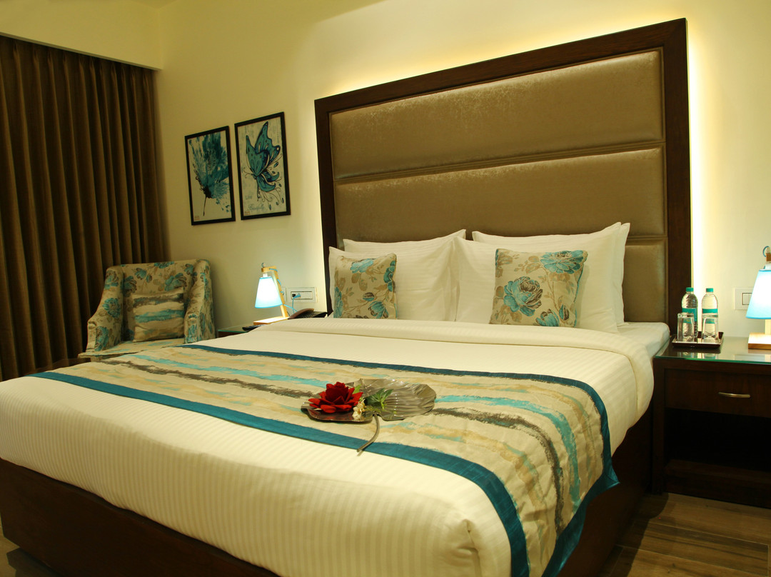 WJ Grand Hotel主图