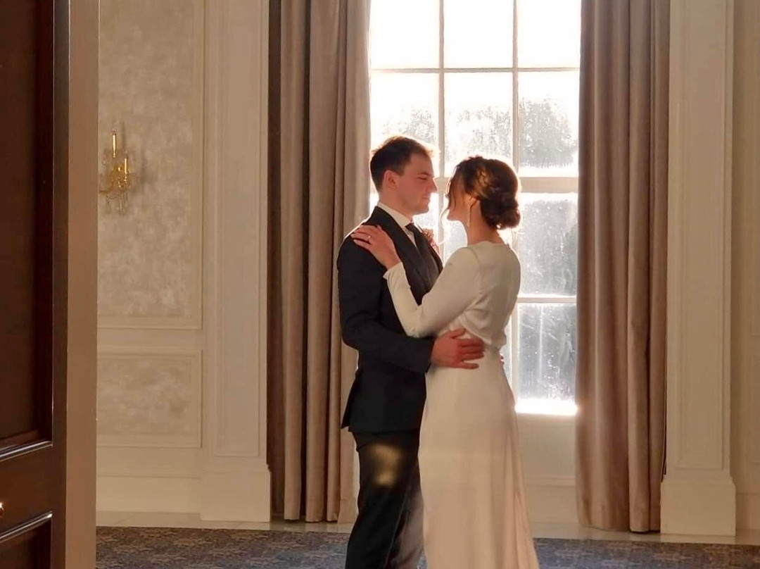 尼尔森勋爵酒店及套房主图