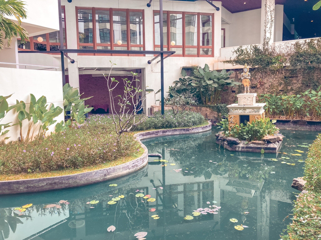 纳帕莱酒店主图