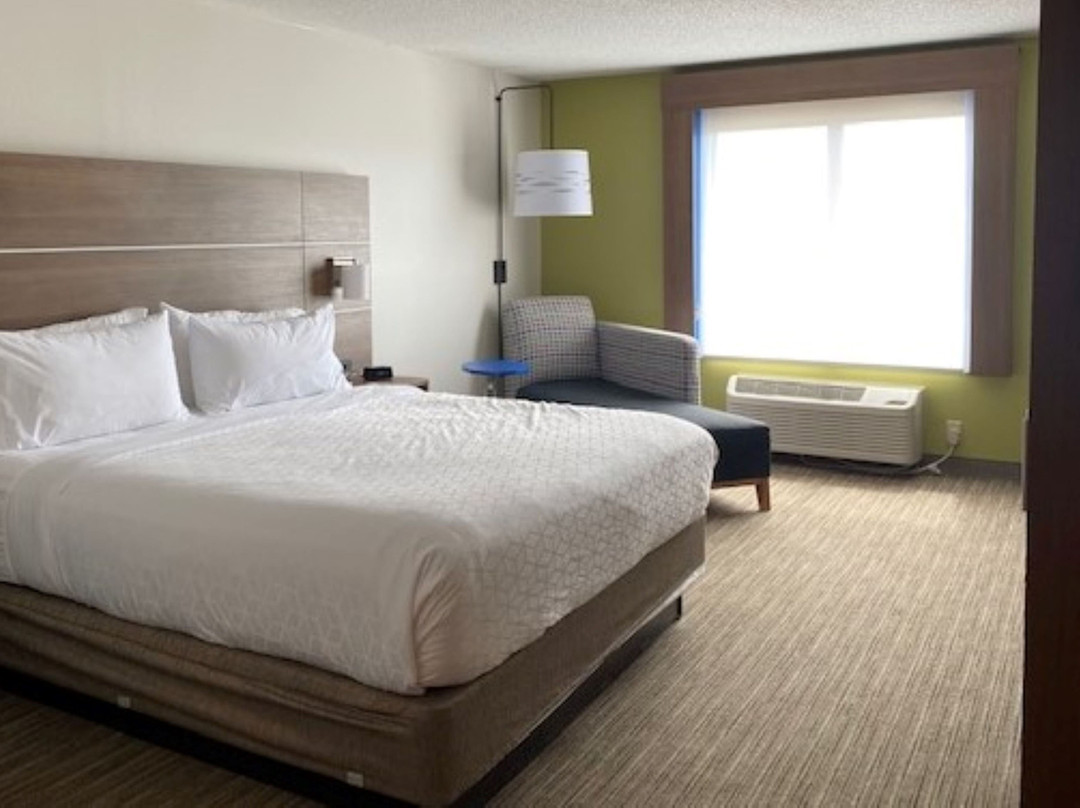 Holiday Inn Express & Suites Reidsville by IHG主图