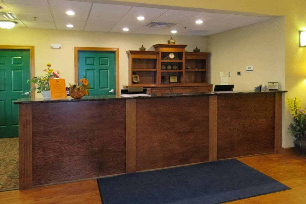 Heritage Hotel And Suites主图