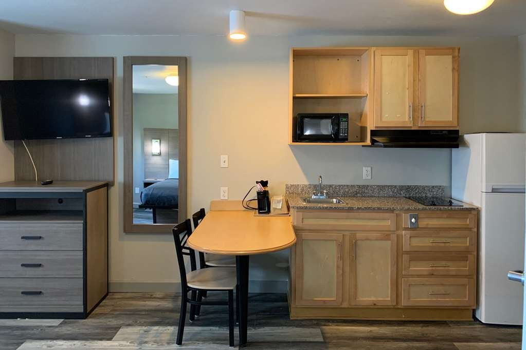 Suburban Extended Stay Hotel Near Panama City Beach主图