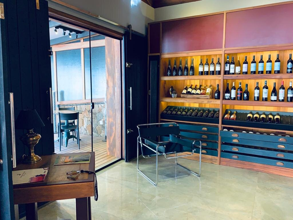 Todos Os Vinhos-Goncalves必去景点