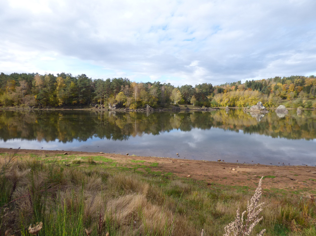 Lac de la Cassiere景点图片