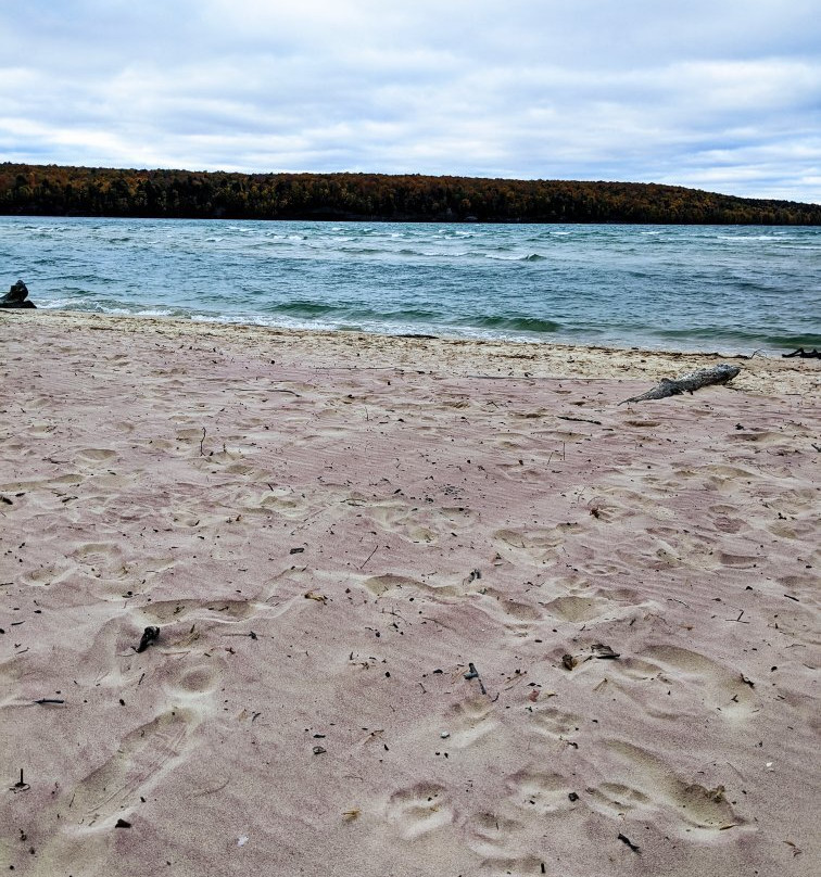 Sand Point Beach-缪尼辛必去景点