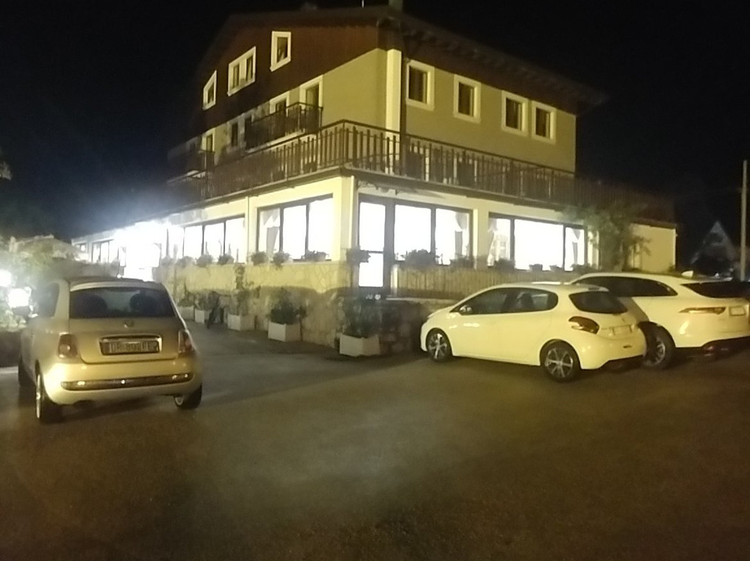 Hotel Edelweiss主图