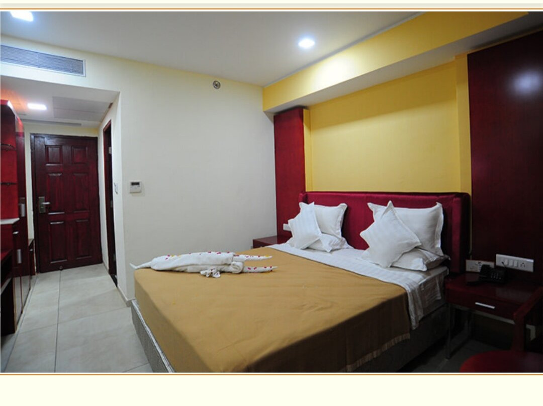 Pride Biznotel, Maison Anand主图