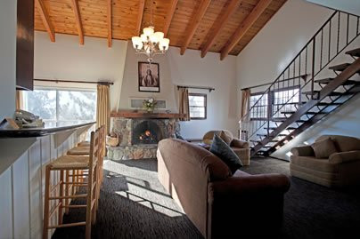 猛犸溪酒店主图