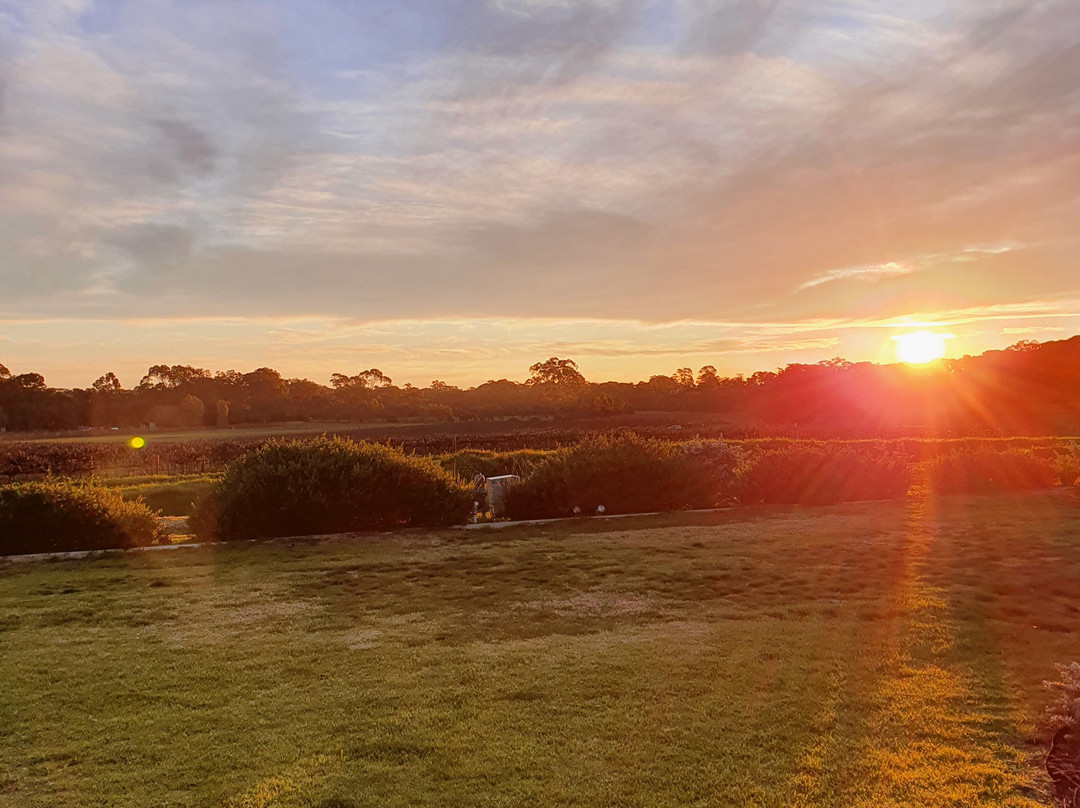 Pirathon Country Estate主图