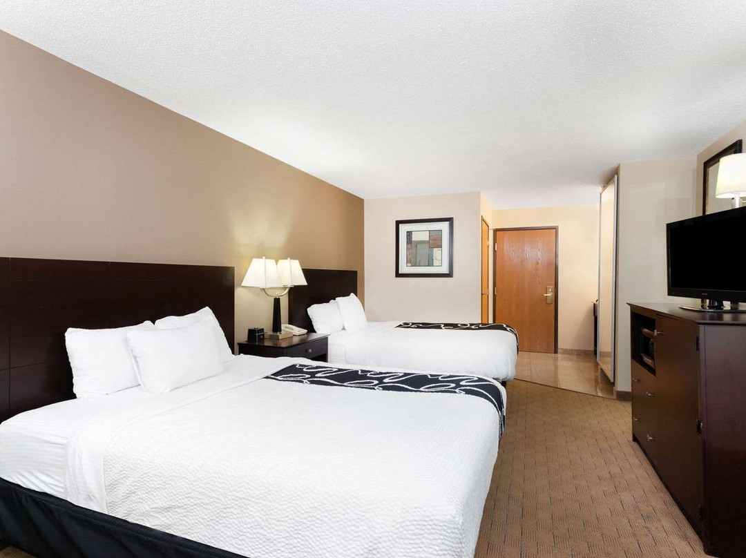 La Quinta Inn & Suites by Wyndham Frankfort主图