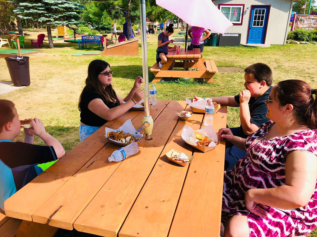 The Woodpile-Longville必去景点