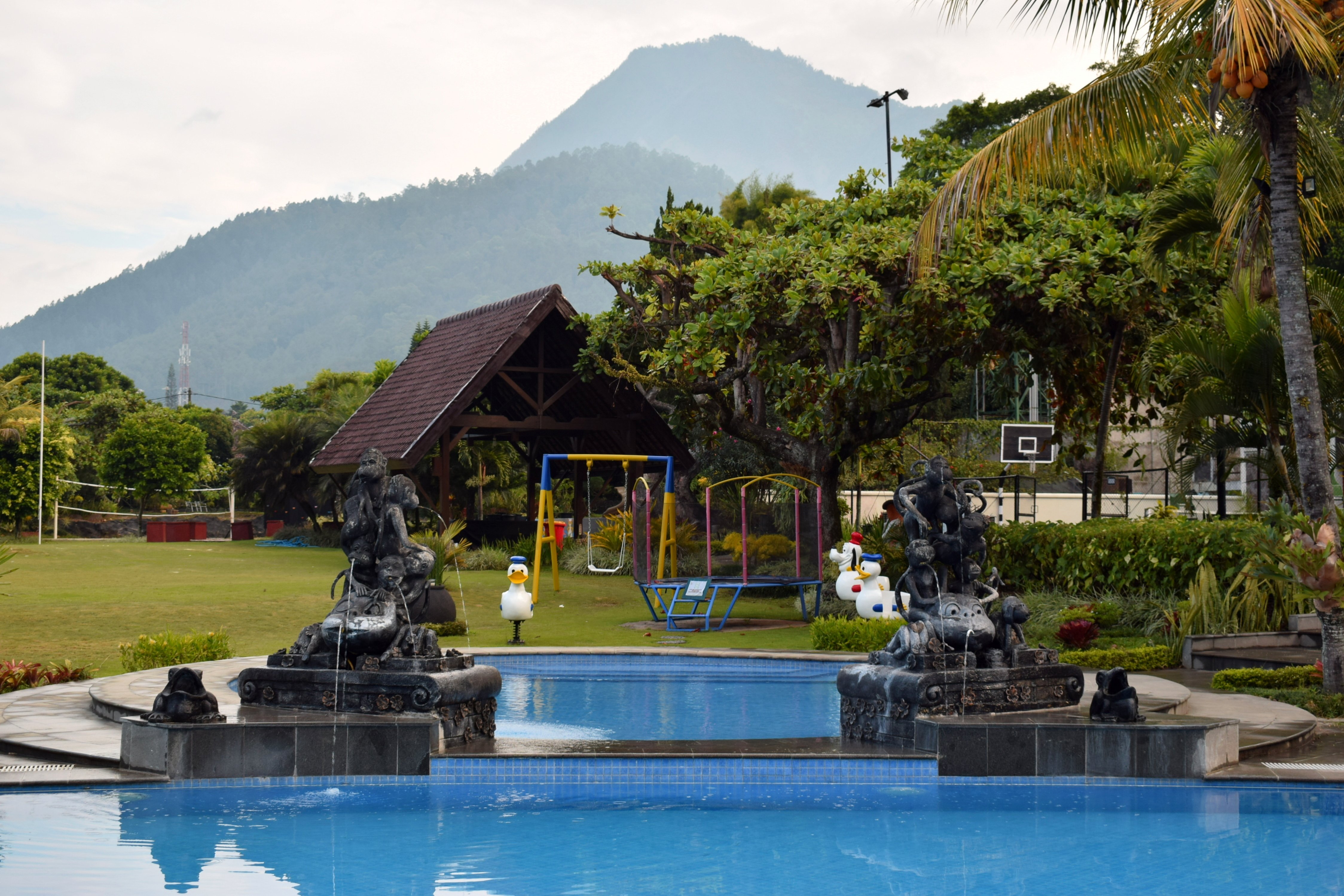 eL Hotel Kartika Wijaya Batu-泳池
