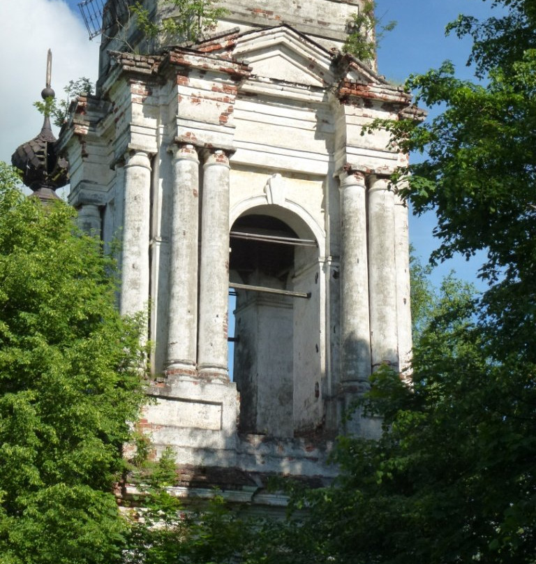 Church of the Trinity-Mikhalkovo必去景点