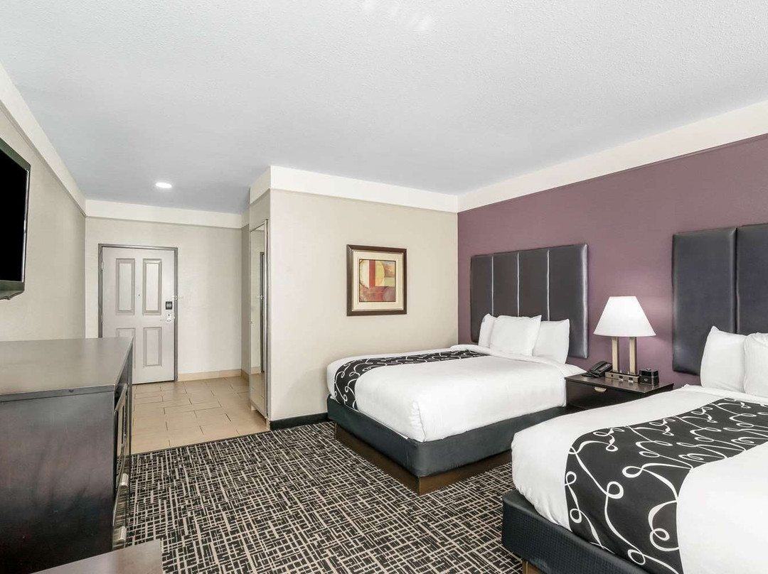 La Quinta Inn & Suites by Wyndham Canton MS主图