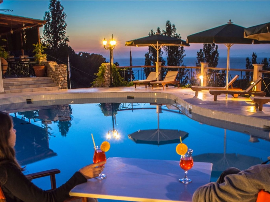 Daphne Hotel Samos主图