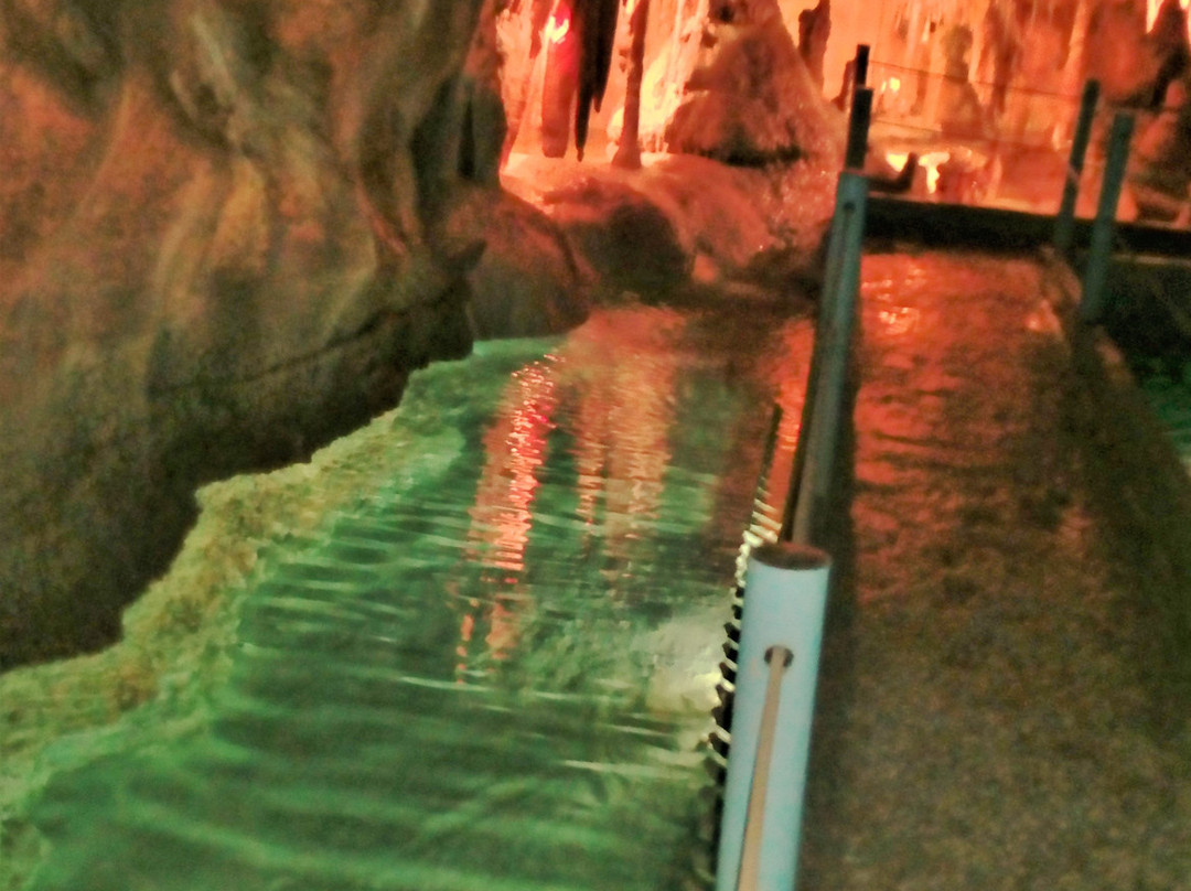 Grutas de Alvados景点图片