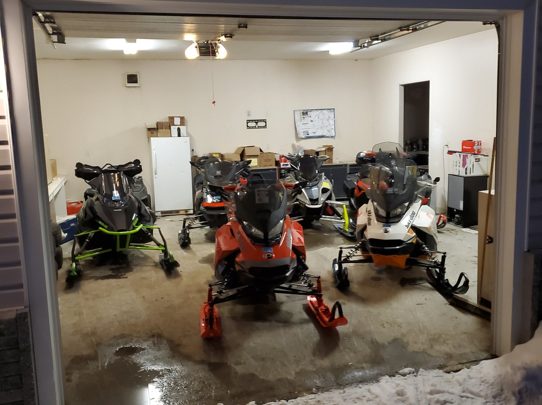 Auberge MacDonald Guest Inn主图