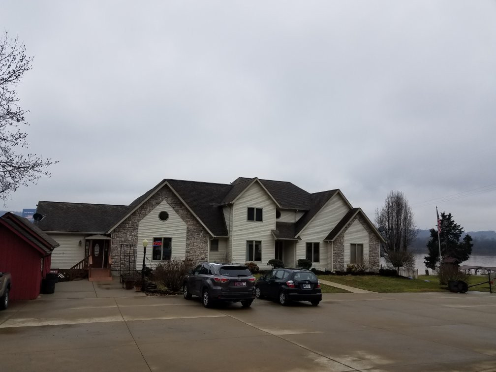 The Ridge Winery Tasting Room-Vevay必去景点