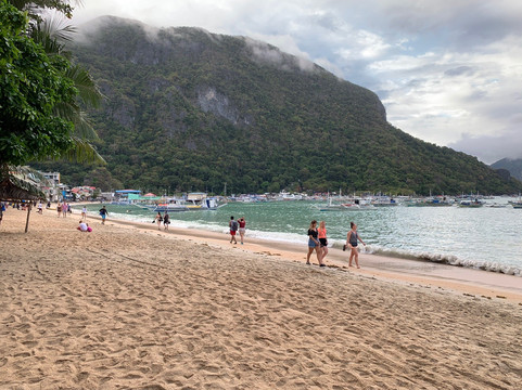 MaryGold Beachfront Inn主图