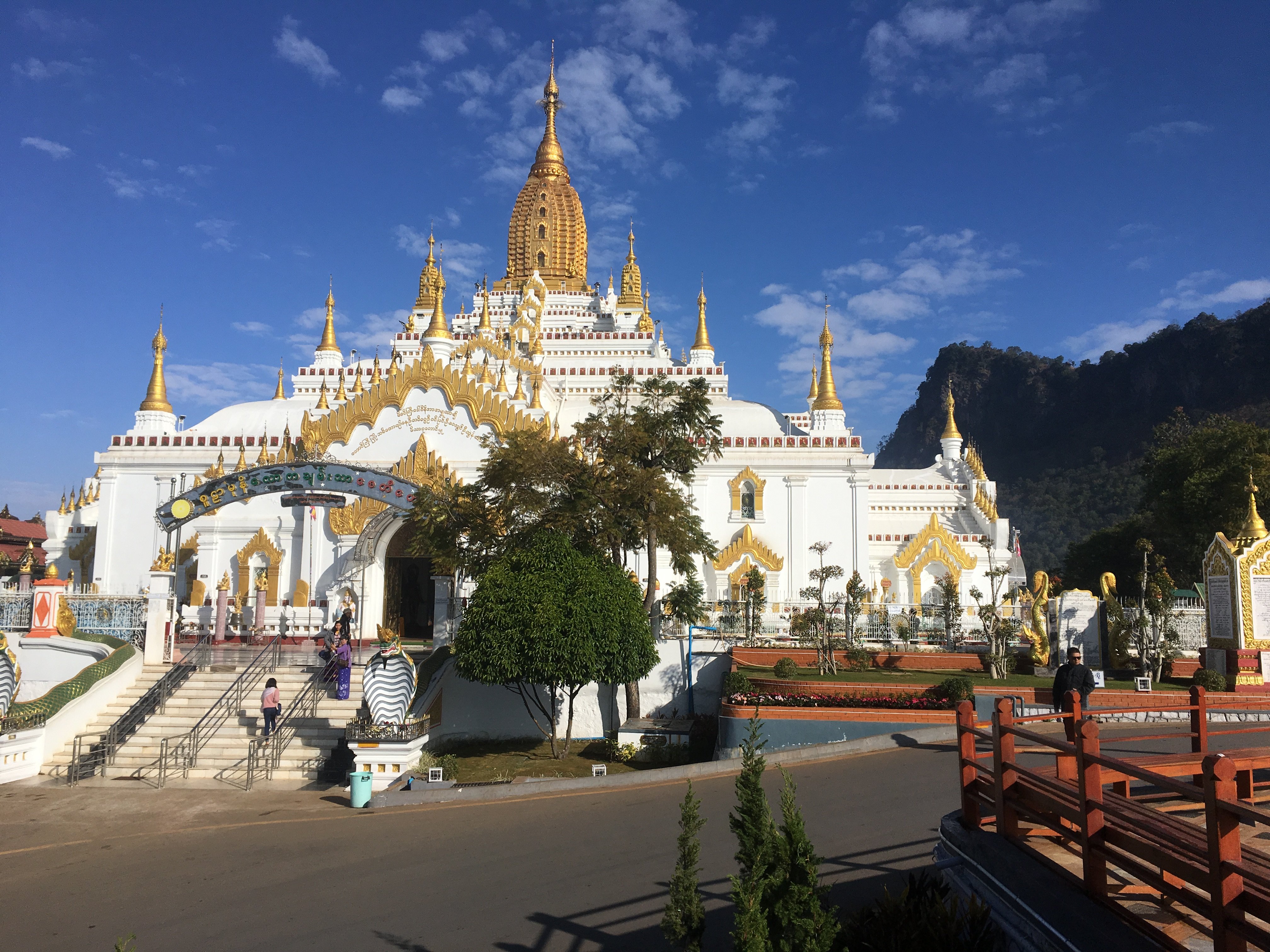 Royal Star Hotel-官方