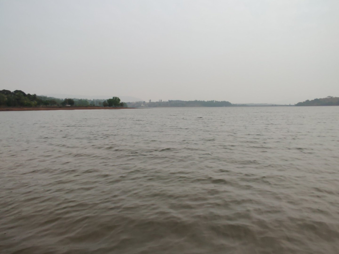 Uksan lake, kamshet景点图片