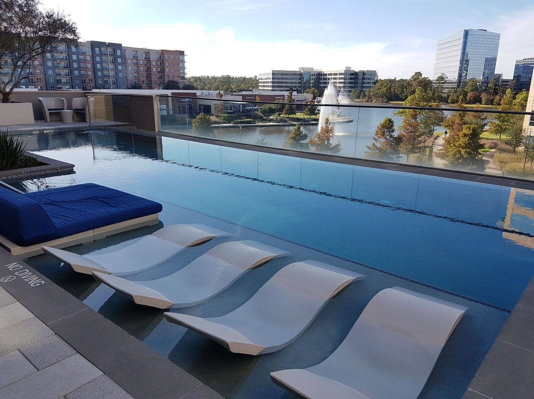 Embassy Suites by Hilton The Woodlands® at Hughes Landing主图