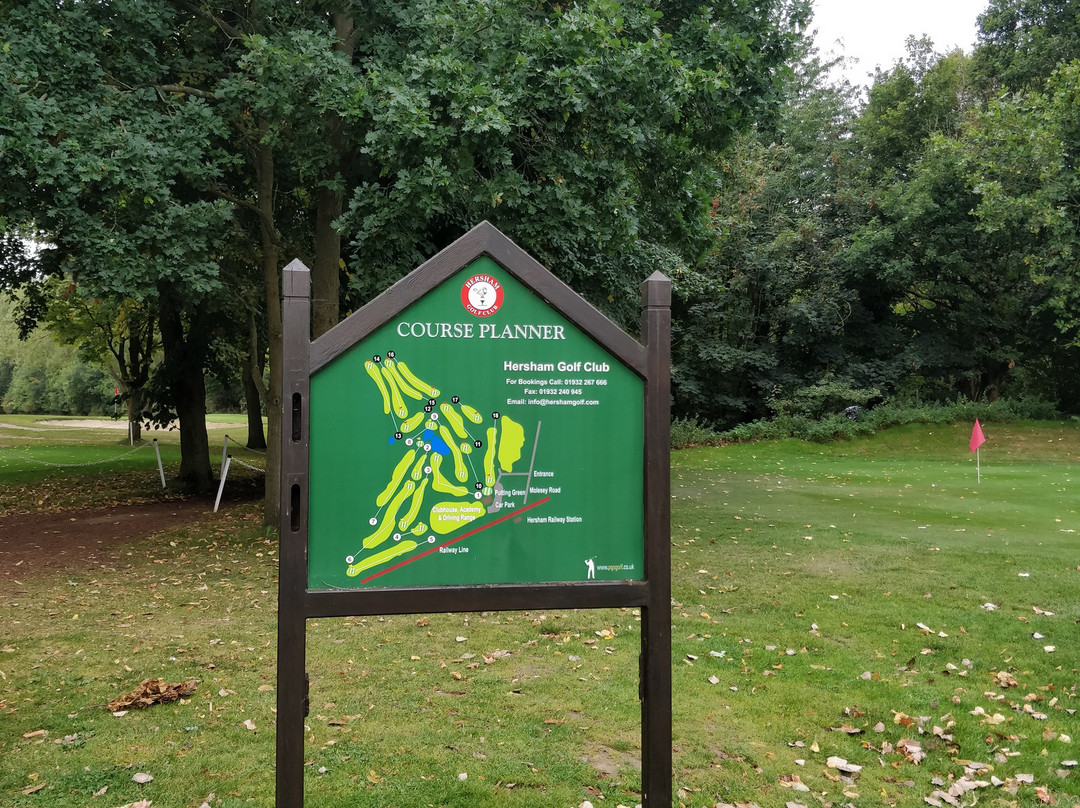 Hersham Golf Club景点图片