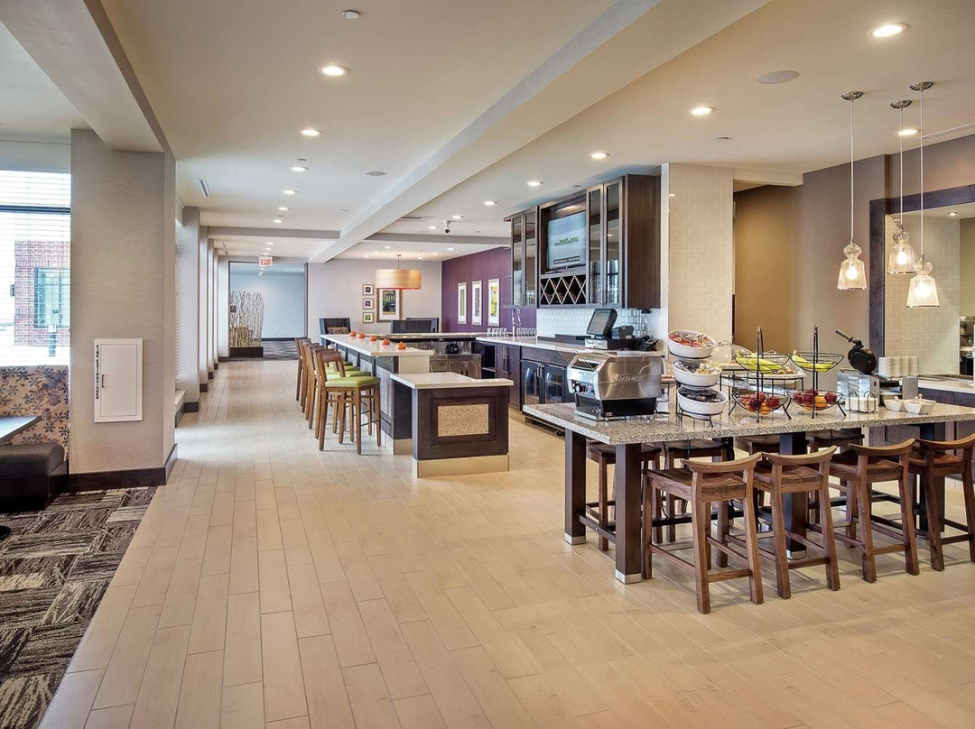Hilton Garden Inn Pittsburgh Airport South-Robinson Mall主图