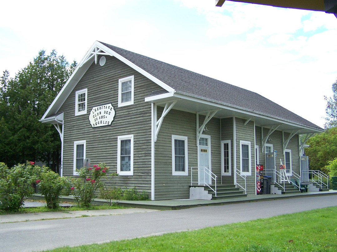 Saint-Marc-du-Lac-Long旅游攻略图片